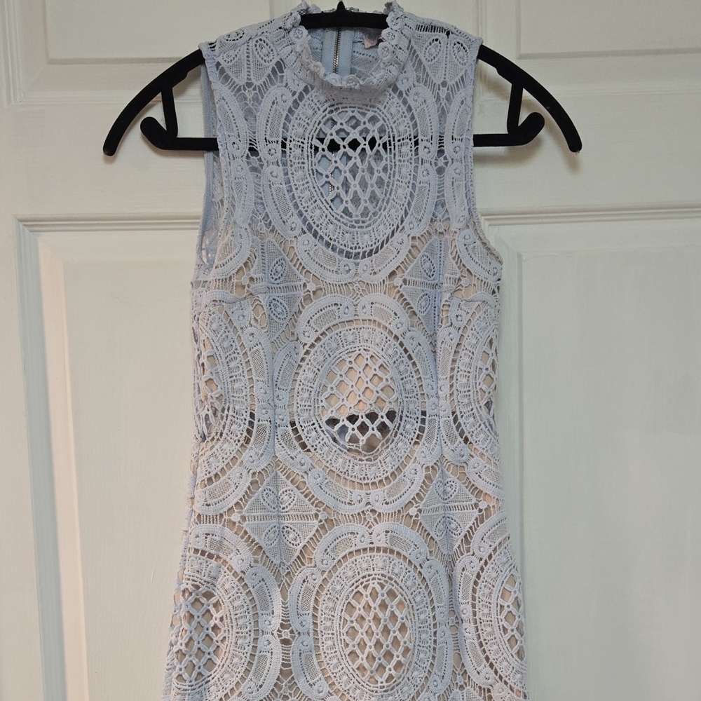 Elegant Lace Sleeveless Dress - Light Blue